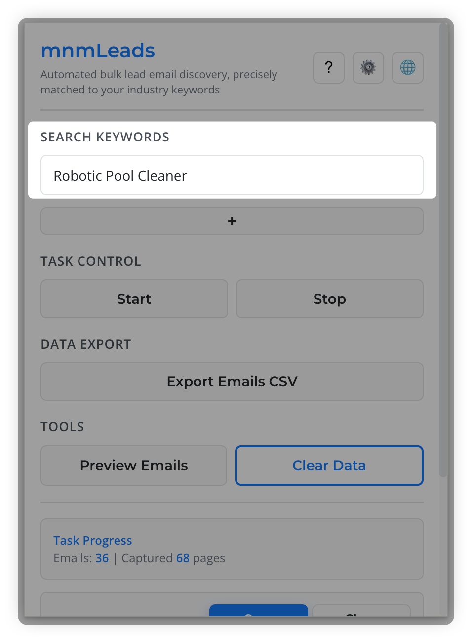 mnmLeads关键词输入界面截图，展示B2B客户开发工具如何通过行业关键词智能识别潜在客户