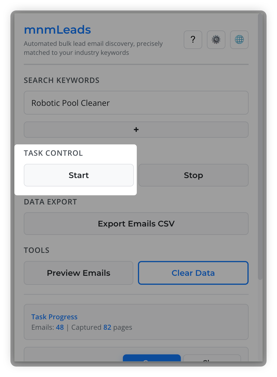 mnmLeads智能抓取进度界面，实时显示邮件发现和页面抓取数据，展示自动化B2B客户开发流程